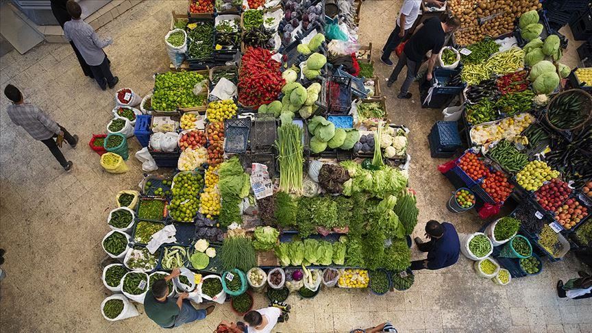 Turkey's annual inflation to fall in April: Survey