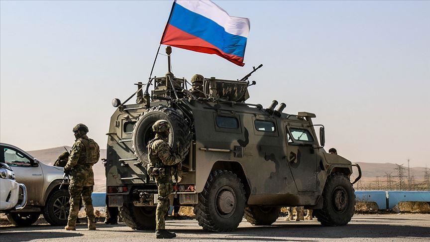 قوات روسية تقطع طريق دورية أمريكية شمال شرقي سوريا