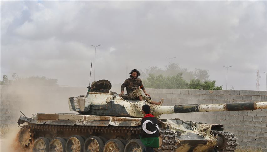 Libye : Les forces gouvernementales prennent le contrôle de nouveaux sites au sud de Tripoli