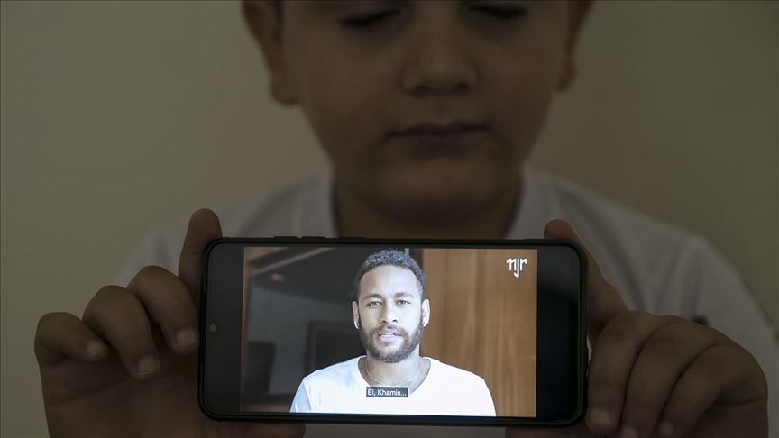 Neymar records message of support for young Syrian fan