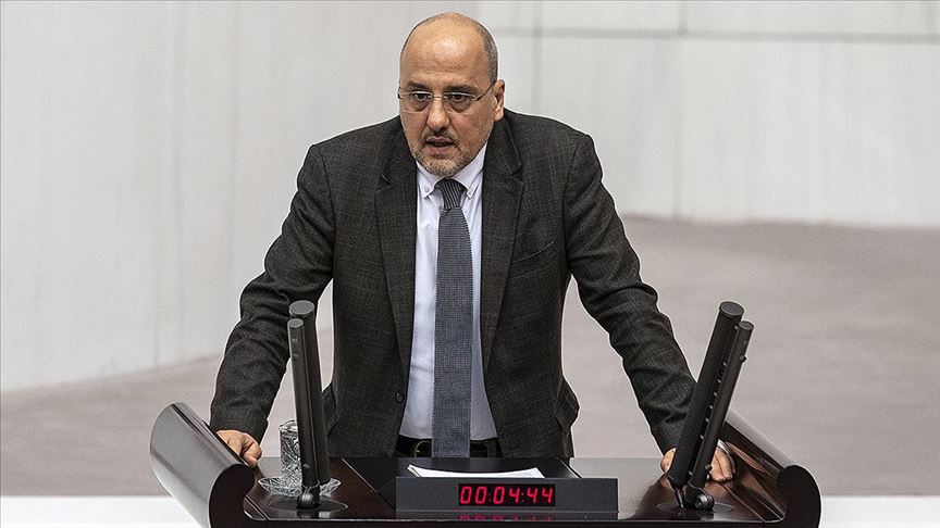 HDP İstanbul Milletvekili Ahmet Şık partisinden istifa etti