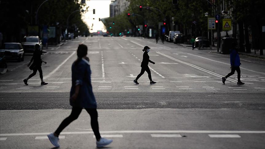 Aumentan a más de 3,5 millones los casos de COVID-19 en el mundo