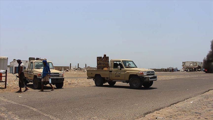 Yemen rebels shut 10 districts in Sanaa over COVID-19