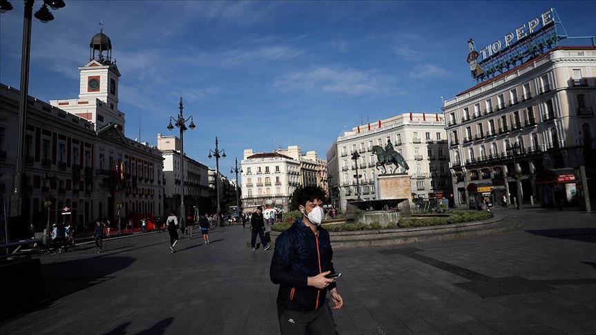 España reporta más de 26 mil muertes por COVID-19 mientras se busca levantar las restricciones