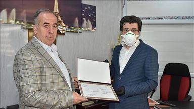 Irak'ta Duhok Gazeteciler Sendikasından AA'ya başarı belgesi