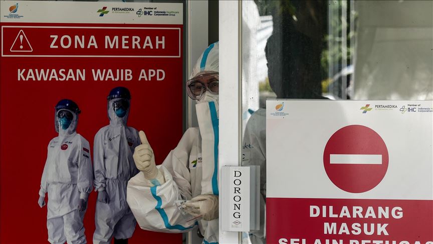 Indonesia reports highest daily rise in COVID-19 cases