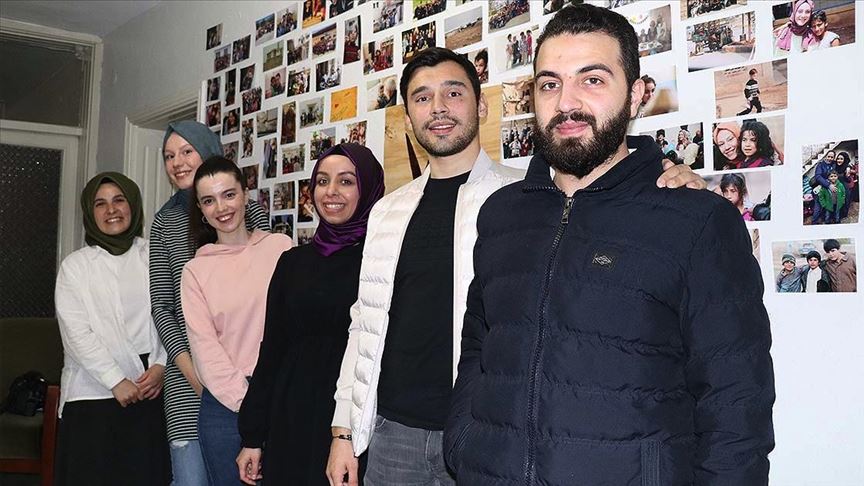 'Koronavirüsün neferlerinin' sahur sofralarını kuruyorlar