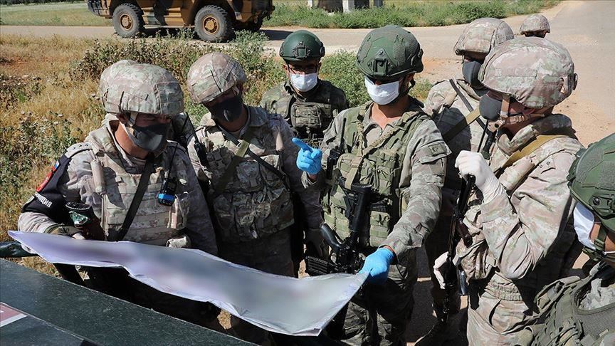 Turkey, Russia hold 10th joint patrol in Idlib, Syria