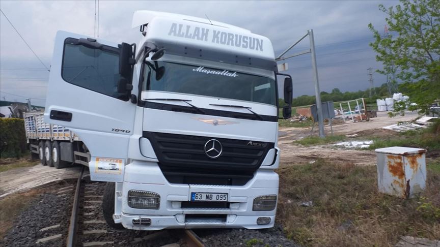 'Alo 131'e gelen ihbar hemzemin geçitte kazayı önledi