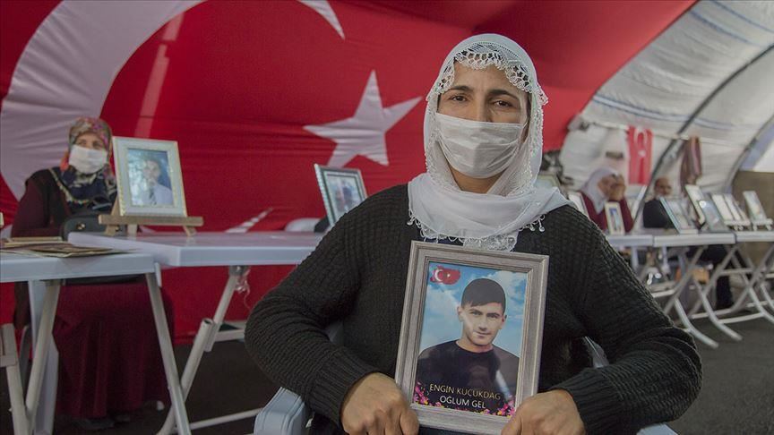 Parents of children abducted by YPG/PKK continue sit-in