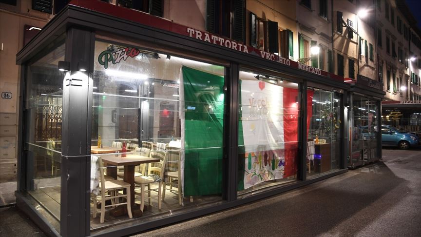 İtalya'da restoran ve kuaförlerin açılışı tarihi öne çekiliyor 