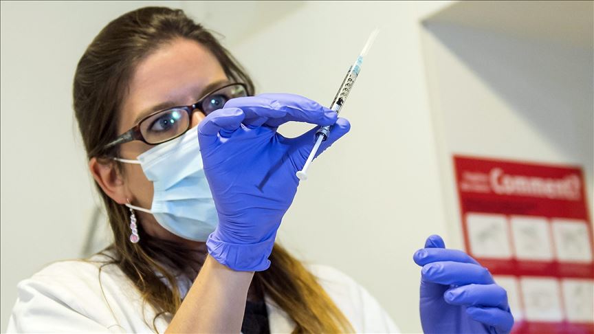 OMS: desarrollo de vacuna va a toda velocidad, pero el virus es 'complicado'