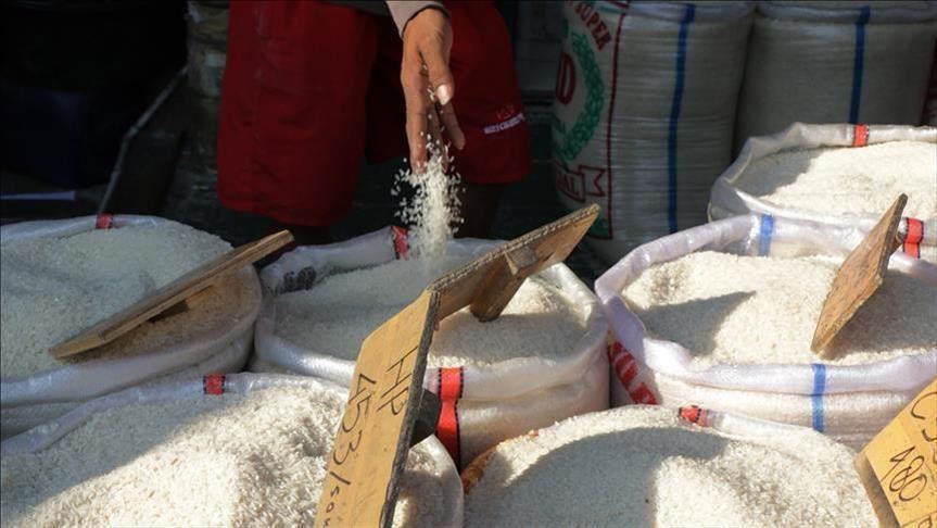 Penjualan eceran Maret terkontraksi makin dalam