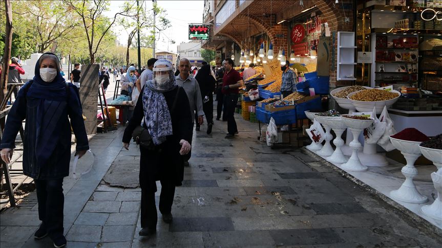 Iran's death toll from coronavirus nears 6,800
