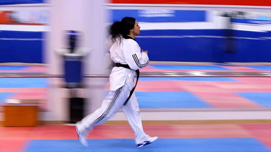 Turkish Paralympian soldiers on at home during lockdown