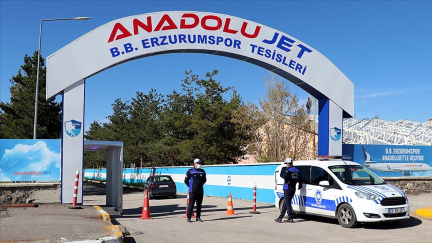 Erzurumspor'da futbolcu ve çalışanlardan oluşan 72 kişi karantinaya alındı