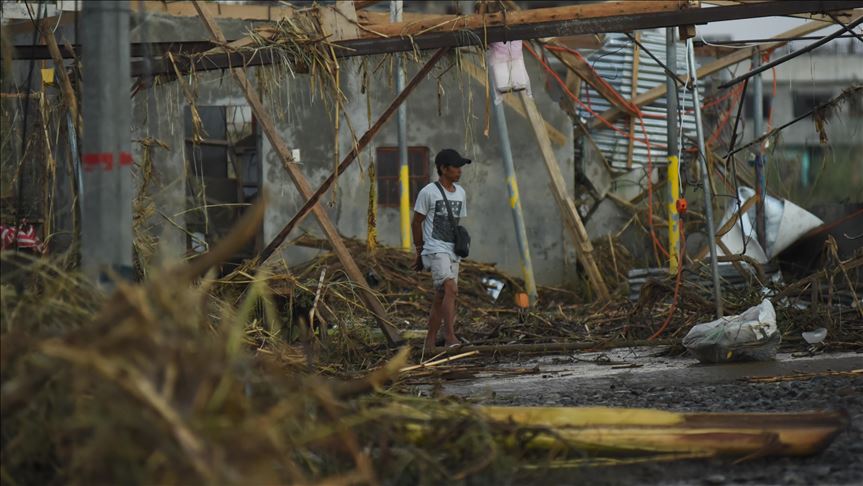 Philippines: Typhoon victims battle COVID-19 in camps