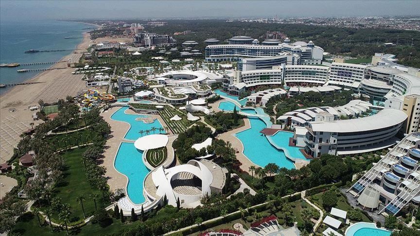 Turkish hotels get ready for tourism season amid virus