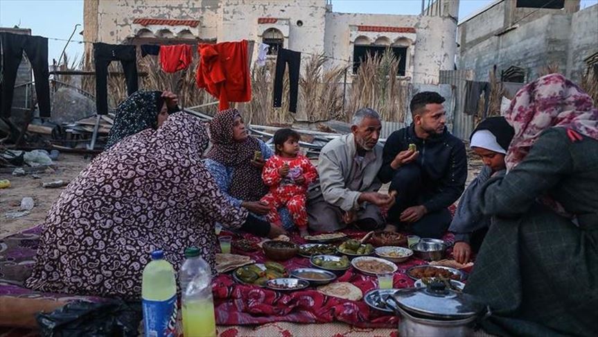 كورونا في غزة.. عادات رمضانية في مهب التغيير (تقرير)