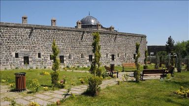 Li Sûrê 20 berhemên dîrokî yên terorê zirar dayê hatin restorekirin