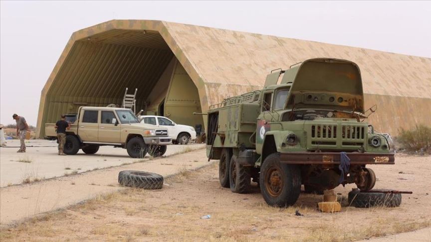 Libya Ordusu Hafter milislerinin işgalindeki Vatiyye Askeri Üssü'nde kontrolü sağladı