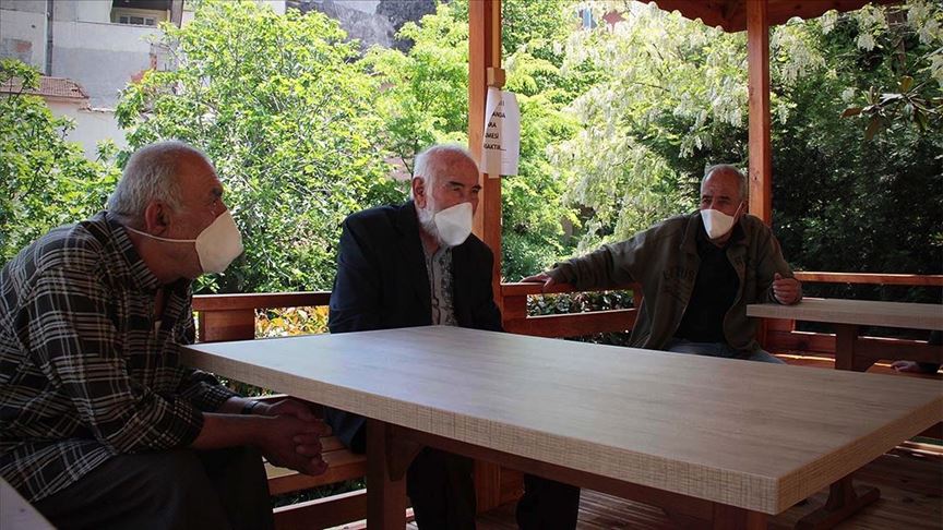 Bursa Aile Calisma Ve Sosyal Hizmetler Il Mudurlugu Bakan Selcuk Bursa Da Gunduzlu Bakim Merkezi Ve Huzurevi Acilislari Gerceklestirdi