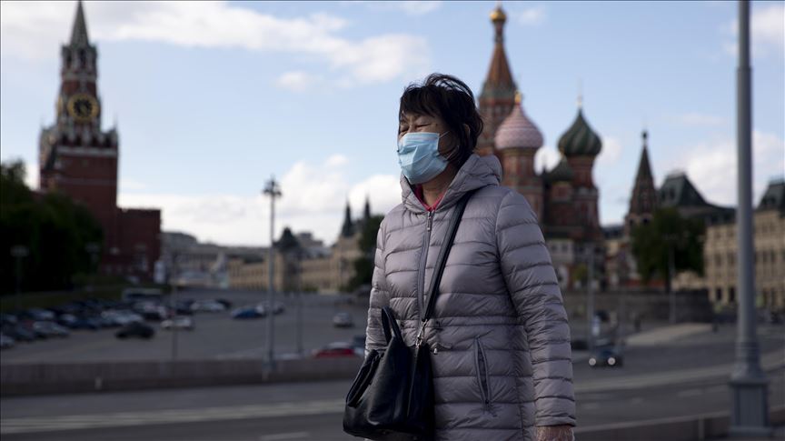 Number of coronavirus cases in Russia nears 300,000