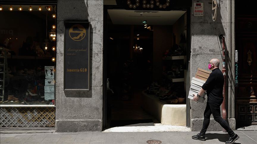 España reporta menos de 100 muertes por coronavirus por cuarto día consecutivo
