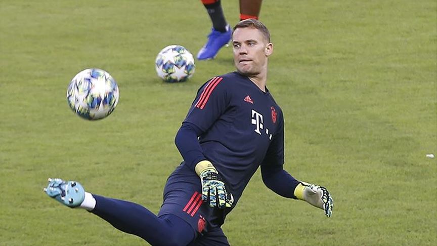 Bayern Munich extend contract with Manuel Neuer