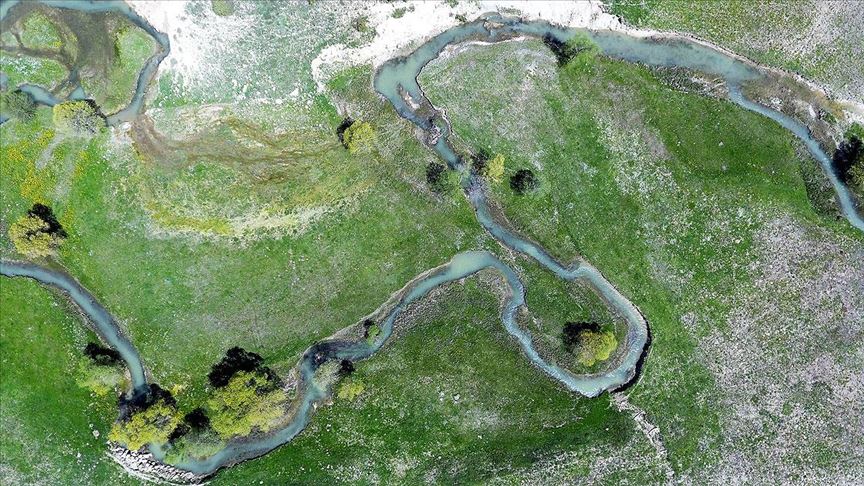'Akdeniz'in Sibiryası'ndaki menderesler görsel şölen sunuyor