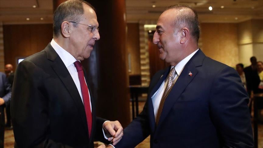Turkish, Russian top diplomats discuss pandemic