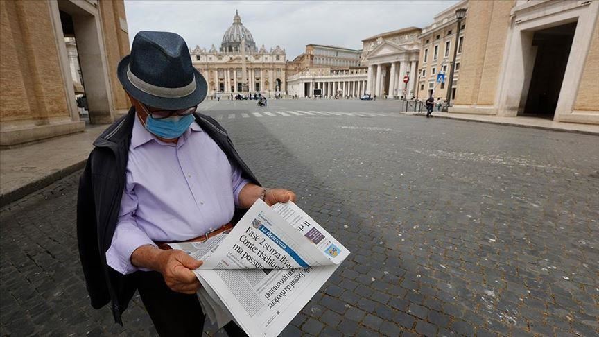 Italy reports 161 new deaths, gov't passes key test