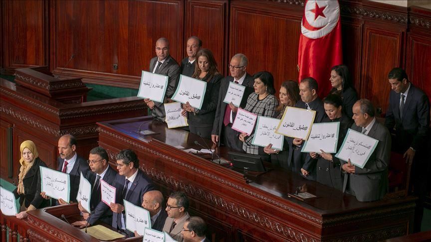 Tunisie : Les députés du PDL poursuivent leur sit-in au Parlement