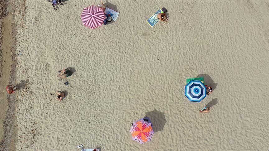 Turqi, virusi përgjysmoi numrin e turistëve në 4 muajt e parë të vitit
