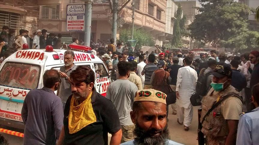 Li Pakistanê teyareya rêwiya ket