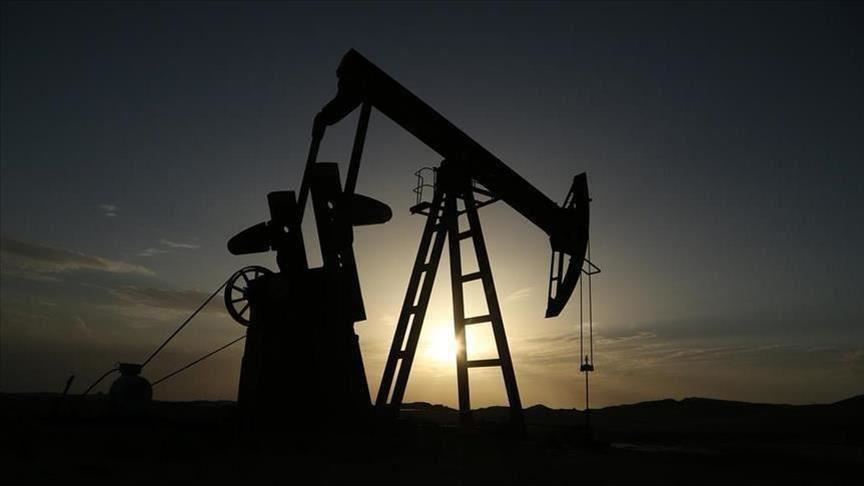 Oil prices down with lack of growth outlook in China