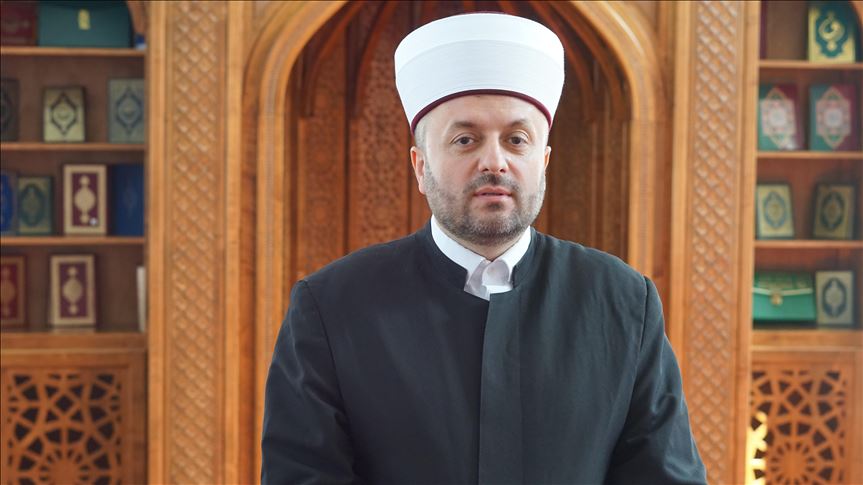 Bajramska poruka muftije Halitovića: Bajram radošću ispunjava srca i domove vernika