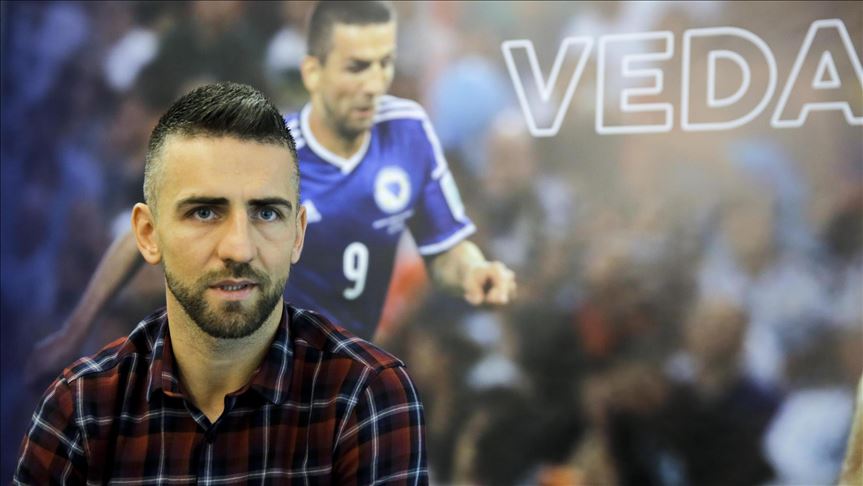 Vedad Ibišević djeci iz Vlasenice poslao bajramluk