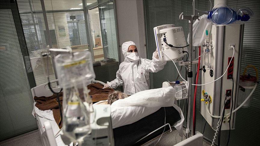turkiye nin ilk pandemi hastanelerinden tuzla devlet hastanesi nde yuzler guluyor