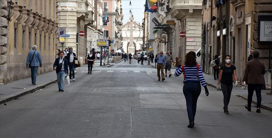 Italia reclutará voluntarios para garantizar el distanciamiento social
