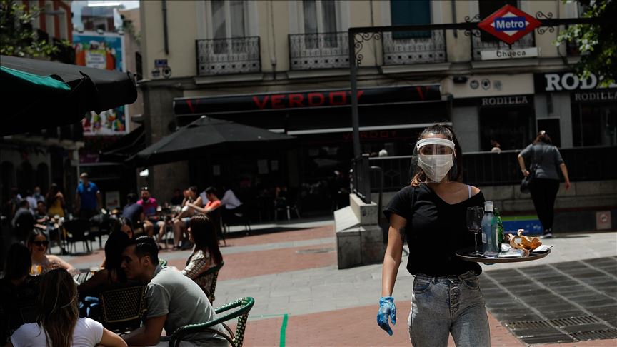 Spain eases lockdown, counts 132 new virus infections