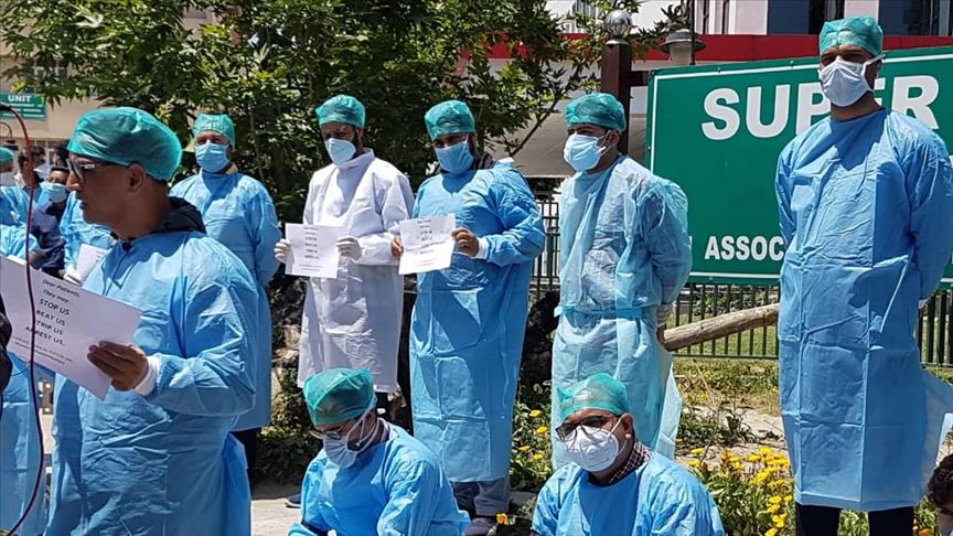 Doctors in Kashmir protest police ‘manhandling’