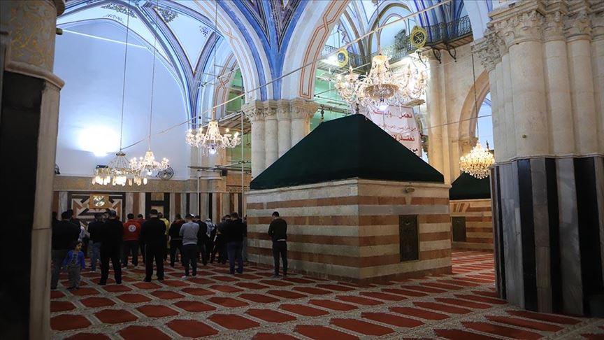 فلسطين.. فتح المسجد الإبراهيمي وكنيسة المهد بعد إغلاق 3 أشهر