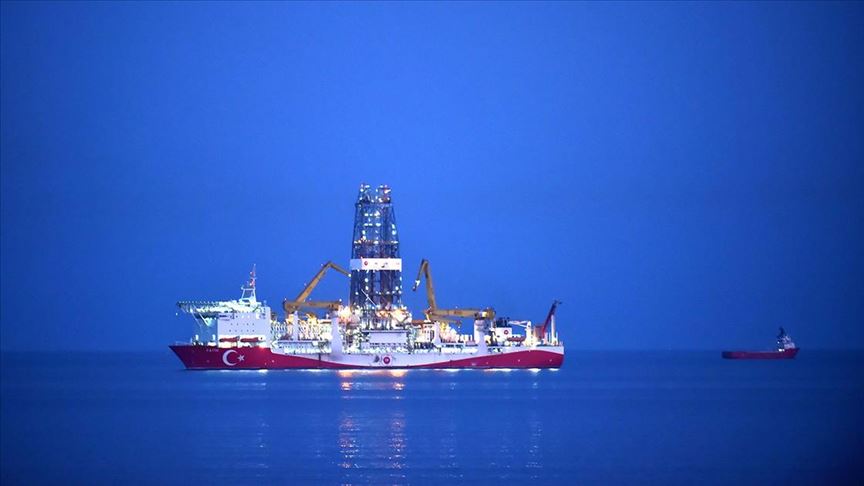 Fatih sondaj gemisi Karadeniz geçişine hazır