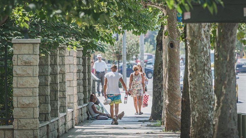 Црна Гора: Отворањето на границите до некаде би можело да го санира влијанието на епидемијата врз туризмот