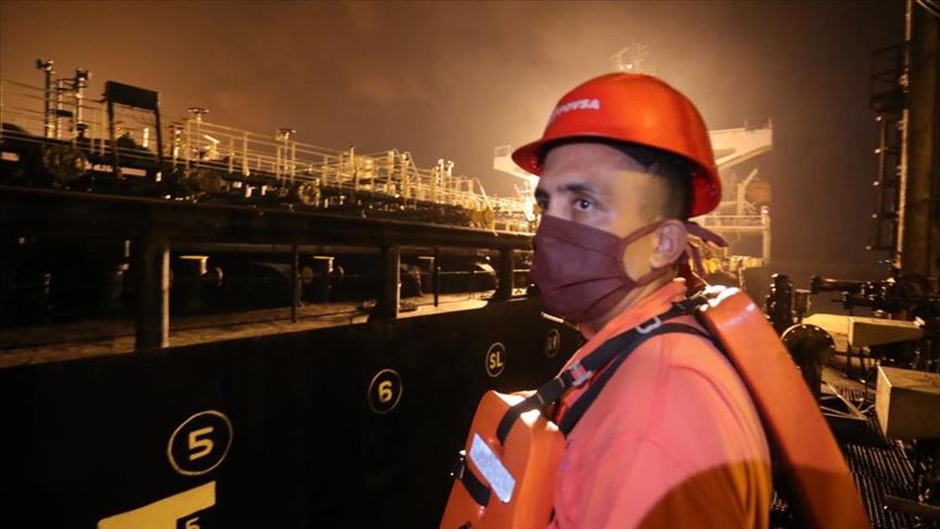 En EEUU afirman que gasolina de Irán terminará en el mercado negro de Venezuela