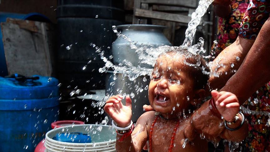 Hindistan'da son 10 yılın sıcaklık rekoru kırıldı