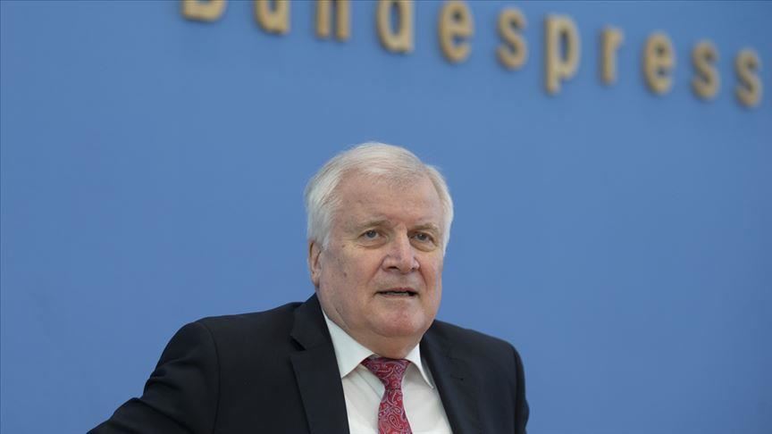 Германскиот министер Зихофер: „Најголемата закана доаѓа од екстремната десница“ 