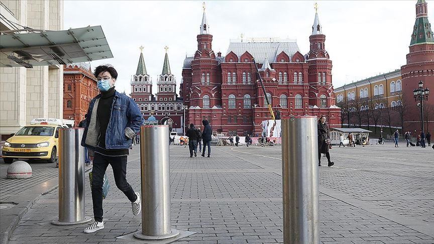 Число случаев заражения коронавирусом в России за сутки возросло на 8 338