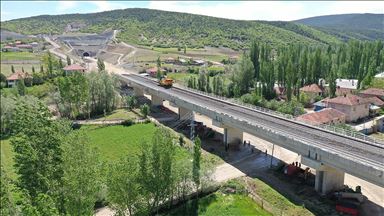 Ankara-Sivas YHT hattında sona doğru